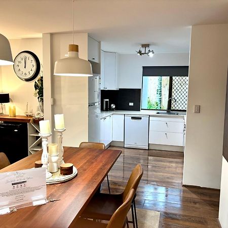 Noosa Boutique Apartments & Elkhorn Villas Ngoại thất bức ảnh